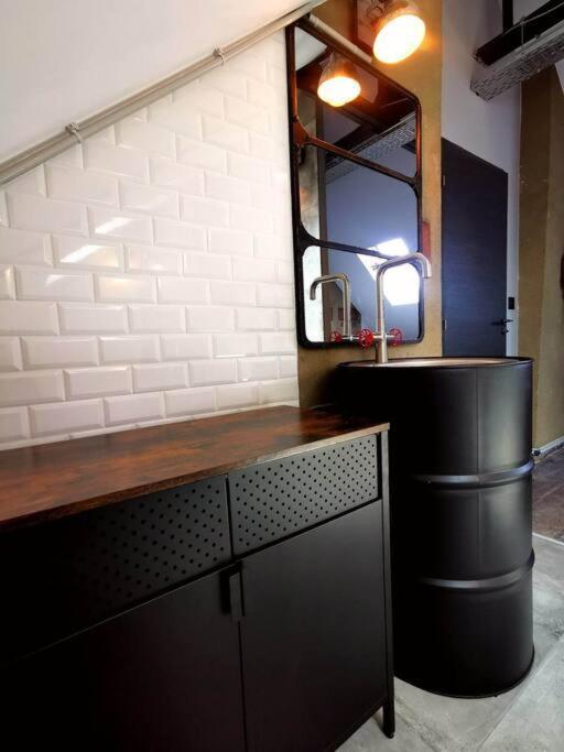 Logement Industriel & Atypique Руан Екстериор снимка